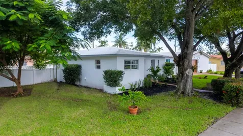 327 SE 2nd Avenue Dania Beach FL 33004