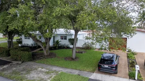 327 SE 2nd Avenue Dania Beach FL 33004