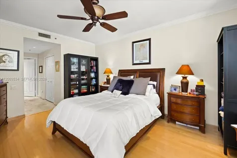 808 Brickell Key Drive Miami FL 33131