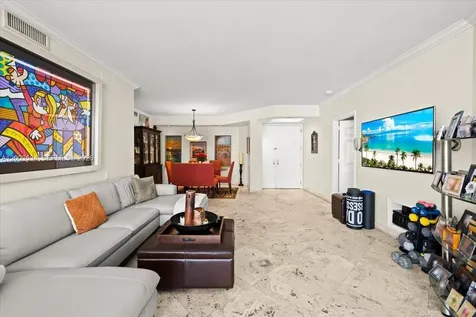 808 Brickell Key Drive Miami FL 33131