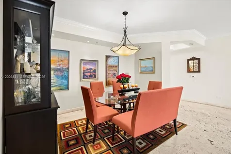 808 Brickell Key Drive Miami FL 33131