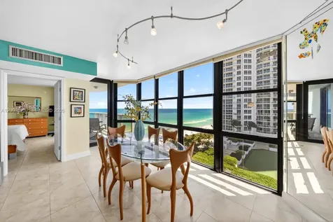 6423 Collins Avenue Miami Beach FL 33141