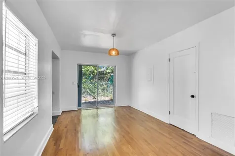 10 Century Lane Miami Beach FL 33139