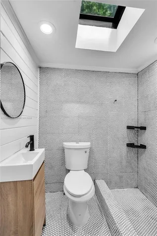 10 Century Lane Miami Beach FL 33139