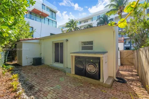 10 Century Lane Miami Beach FL 33139
