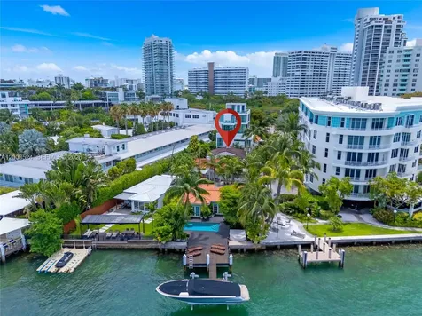 10 Century Lane Miami Beach FL 33139