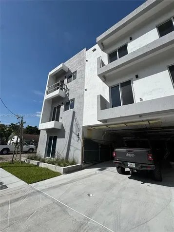 147 NW 59th Street Miami FL 33127