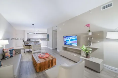 4111 S Ocean Drive Hollywood FL 33019