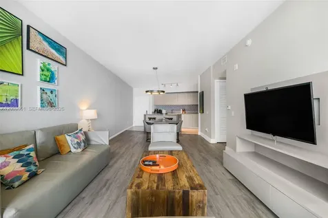4111 S Ocean Drive Hollywood FL 33019