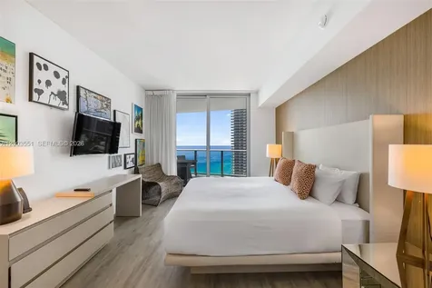 4111 S Ocean Drive Hollywood FL 33019
