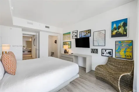 4111 S Ocean Drive Hollywood FL 33019
