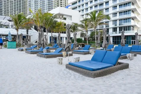 4111 S Ocean Drive Hollywood FL 33019
