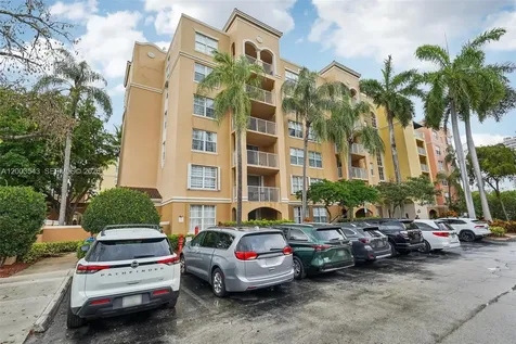 19701 E Country Club Drive Aventura FL 33180