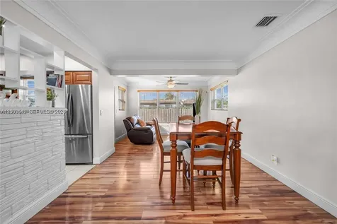 2825 SW 5th Street Fort Lauderdale FL 33312