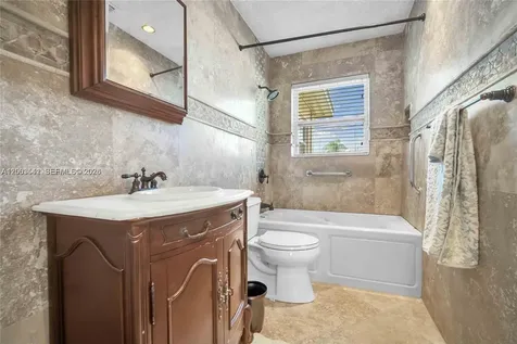 2825 SW 5th Street Fort Lauderdale FL 33312
