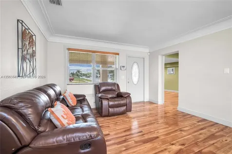 2825 SW 5th Street Fort Lauderdale FL 33312