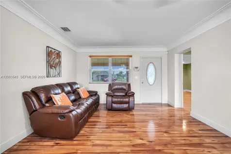 2825 SW 5th Street Fort Lauderdale FL 33312