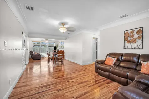 2825 SW 5th Street Fort Lauderdale FL 33312