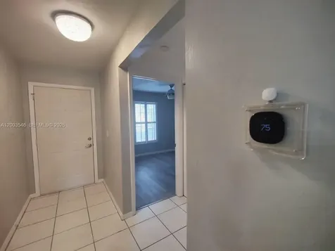 2668 Kings Lake Naples FL 34112