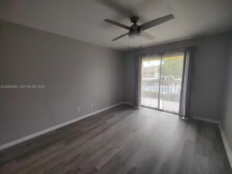 2668 Kings Lake Naples FL 34112