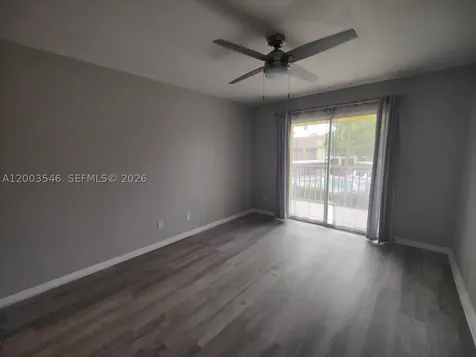 2668 Kings Lake Naples FL 34112