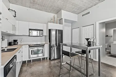 133 NE 2nd Avenue Miami FL 33132