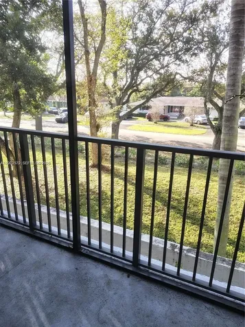 7501 NW 16th Street Plantation FL 33313