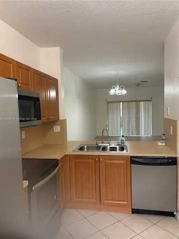 8831 S Isles Circle Tamarac FL 33321
