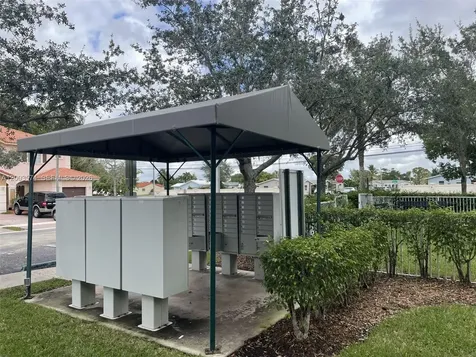 8831 S Isles Circle Tamarac FL 33321