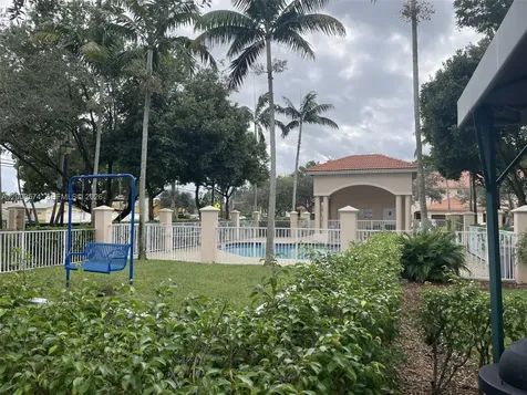 8831 S Isles Circle Tamarac FL 33321