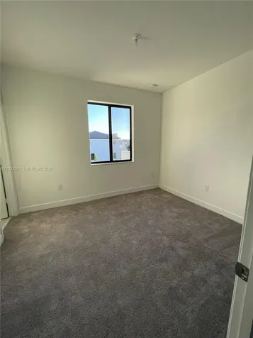 813 NE 211th Street Miami FL 33179
