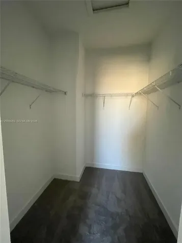 813 NE 211th Street Miami FL 33179