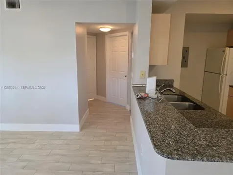 2492 Centergate Drive Miramar FL 33025