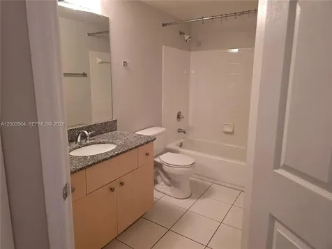 2492 Centergate Drive Miramar FL 33025