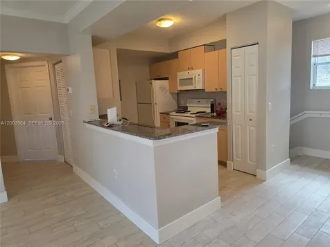 2492 Centergate Drive Miramar FL 33025