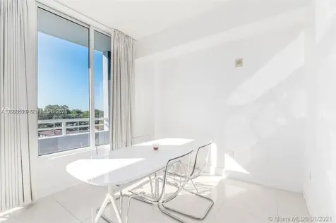 3250 Grand Avenue Miami FL 33133