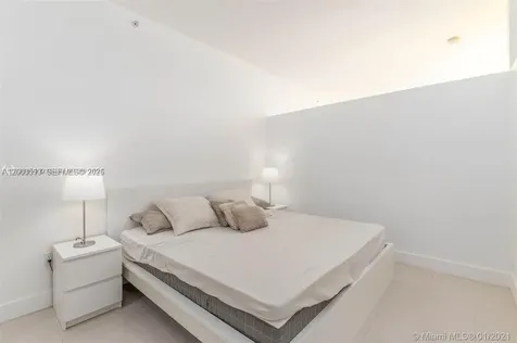 3250 Grand Avenue Miami FL 33133