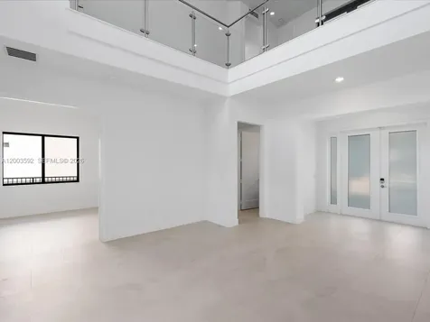 19602 NE 14 Court Miami FL 33179