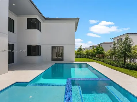 19602 NE 14 Court Miami FL 33179