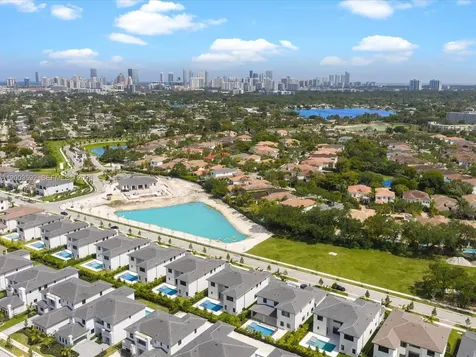 19602 NE 14 Court Miami FL 33179