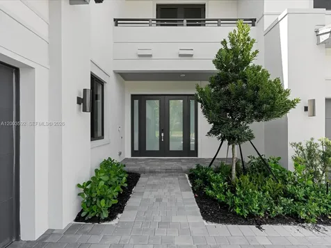 19602 NE 14 Court Miami FL 33179