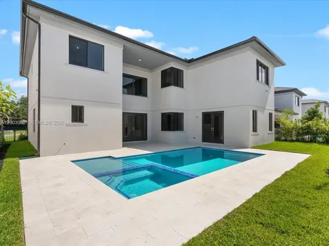 19602 NE 14 Court Miami FL 33179