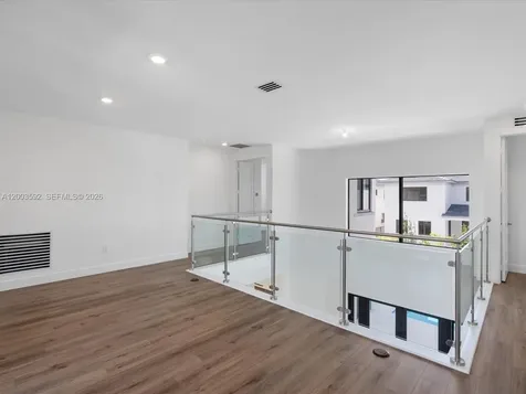 19602 NE 14 Court Miami FL 33179