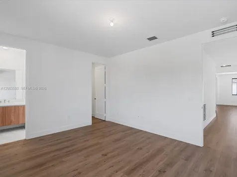 19602 NE 14 Court Miami FL 33179