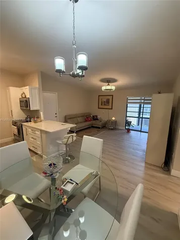 7703 Ashmont Circle Tamarac FL 33321