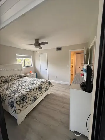 7703 Ashmont Circle Tamarac FL 33321