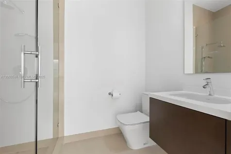 10431 NW 68th Terrace Doral FL 33178