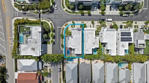 10431 NW 68th Terrace Doral FL 33178