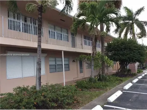 230 SW 11th Avenue Hallandale Beach FL 33009