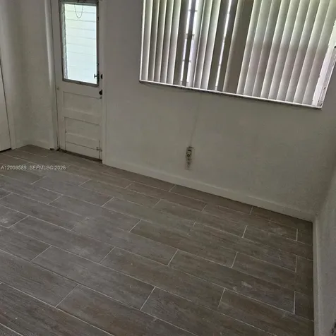 230 SW 11th Avenue Hallandale Beach FL 33009